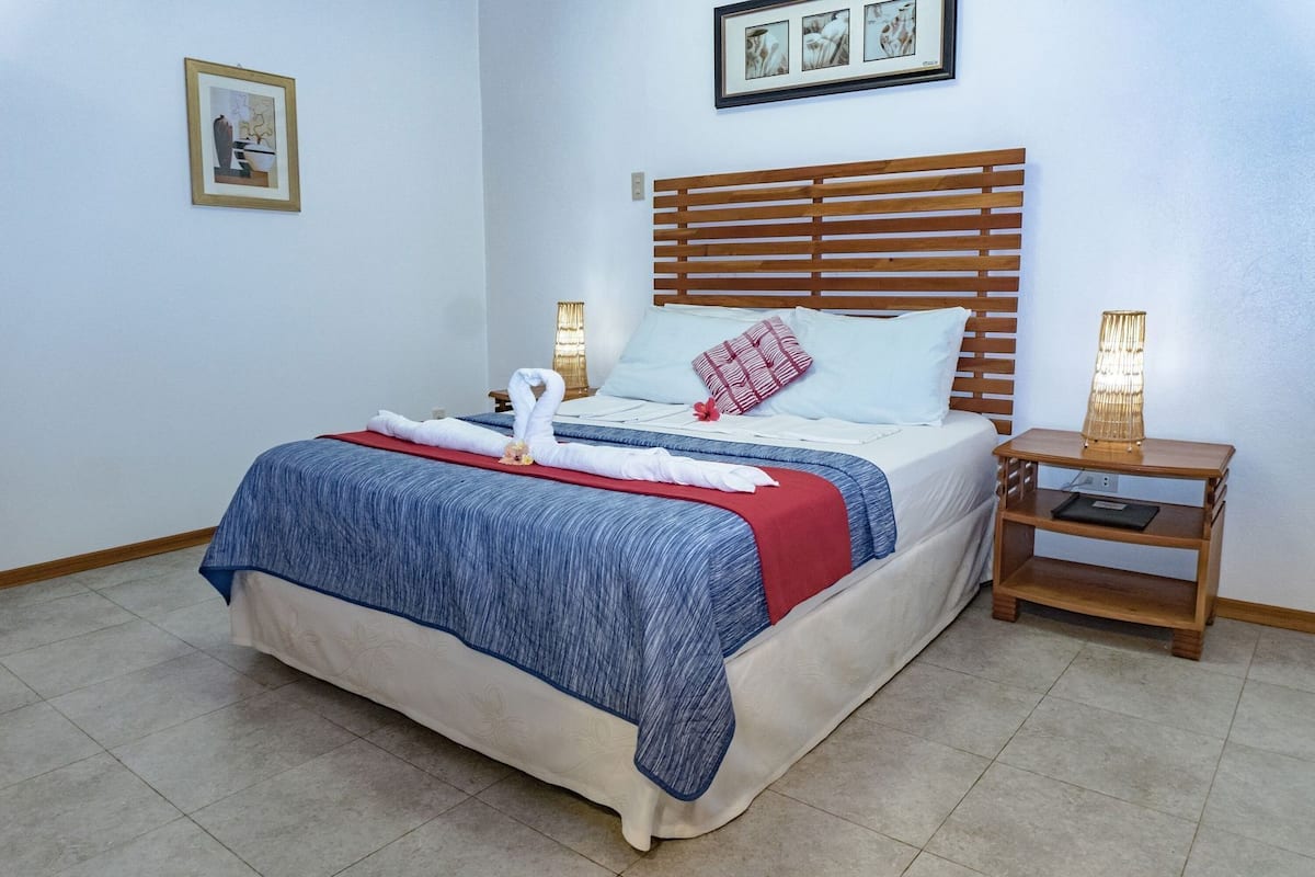 Minibar, una cassaforte in camera, tende oscuranti, Wi-Fi gratuito