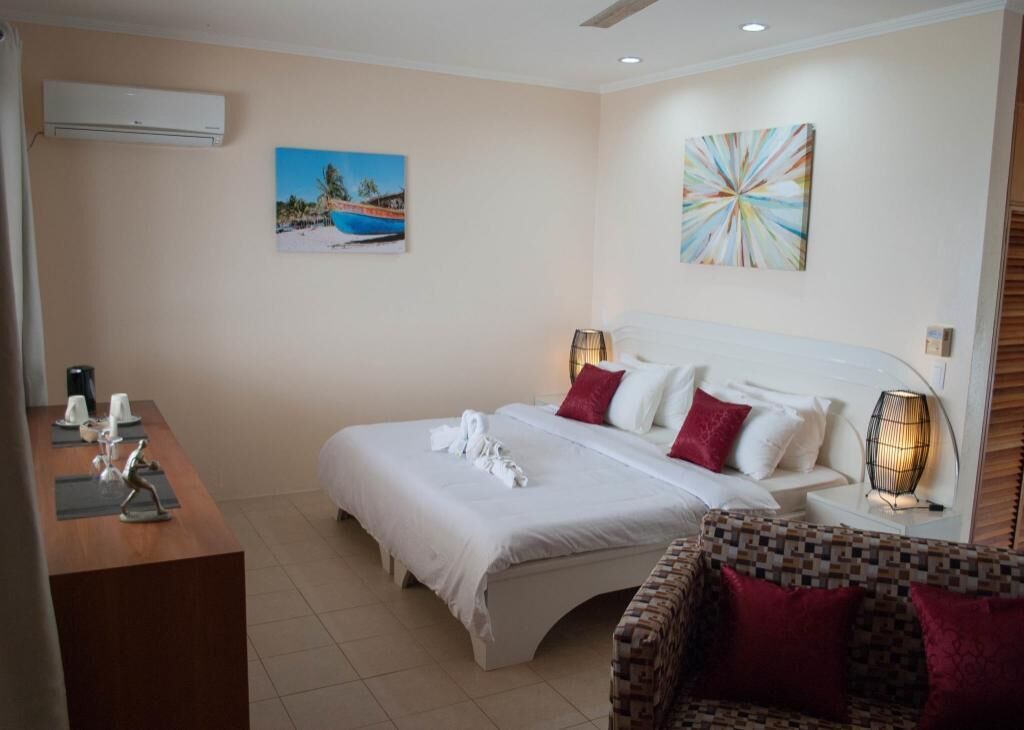 Minibar, una cassaforte in camera, tende oscuranti, Wi-Fi gratuito