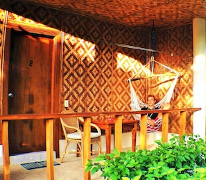 Bungalow, 1 Queen Bed | Balcony
