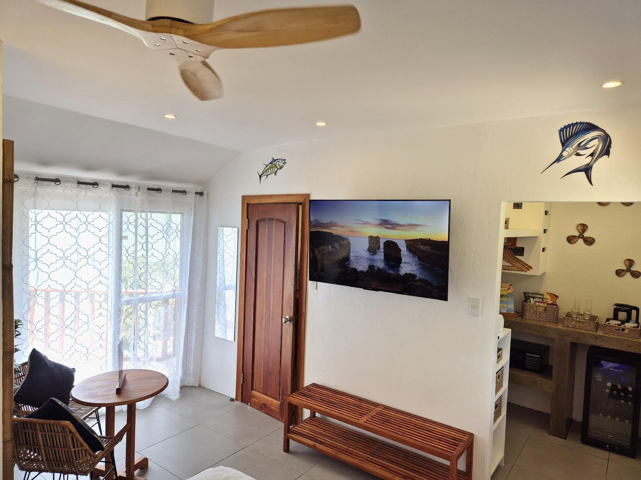 exclusive room | 1 bedroom, minibar, in-room safe, blackout curtains