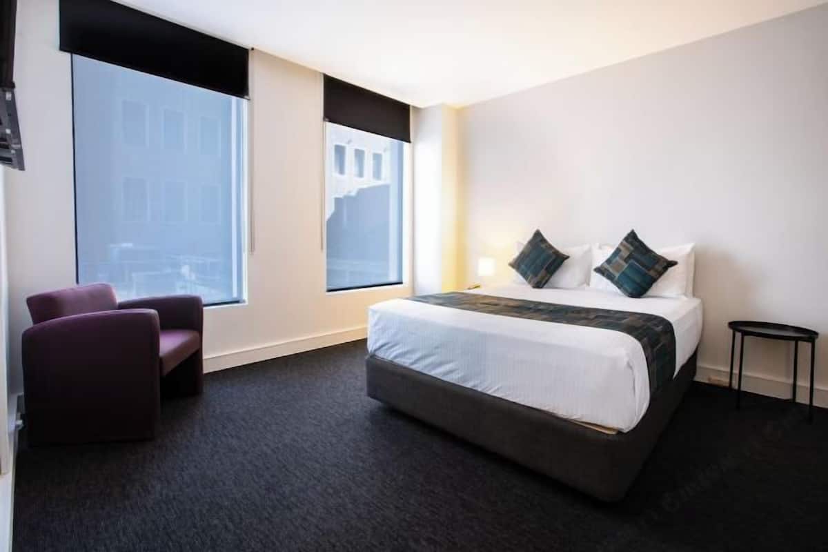 In-room safe, desk, laptop workspace, blackout curtains