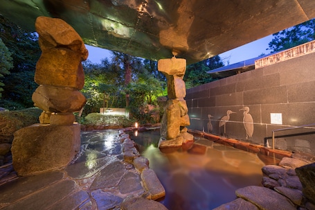 Steam room, hot springs