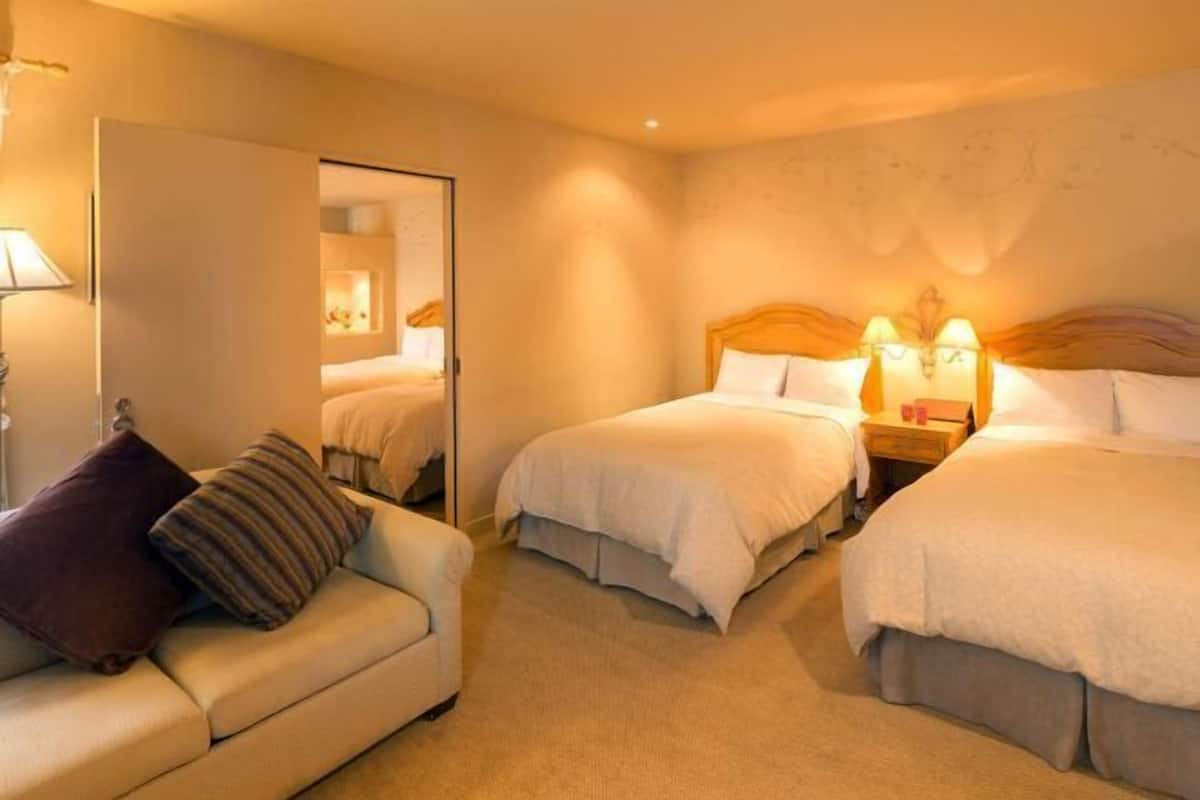 Premium bedding, desk, free WiFi, bed sheets