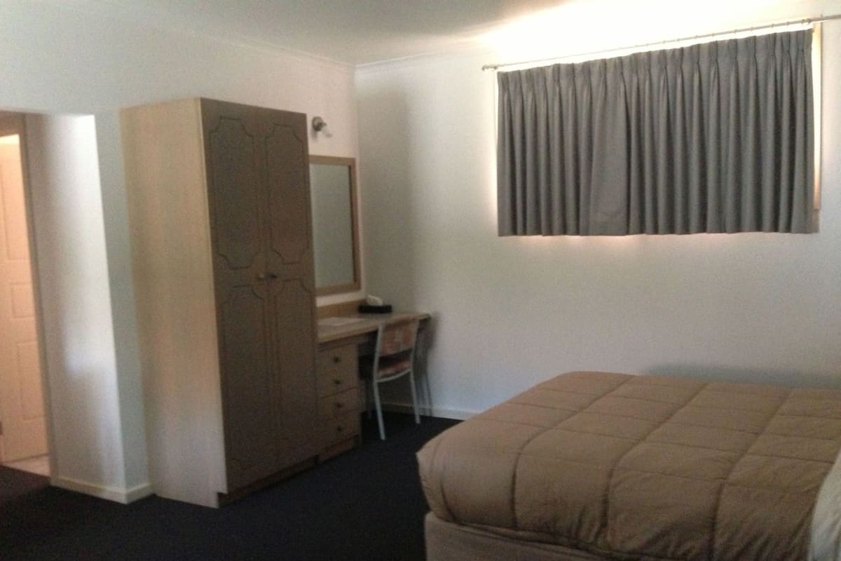 Select Comfort beds, desk, blackout drapes, soundproofing