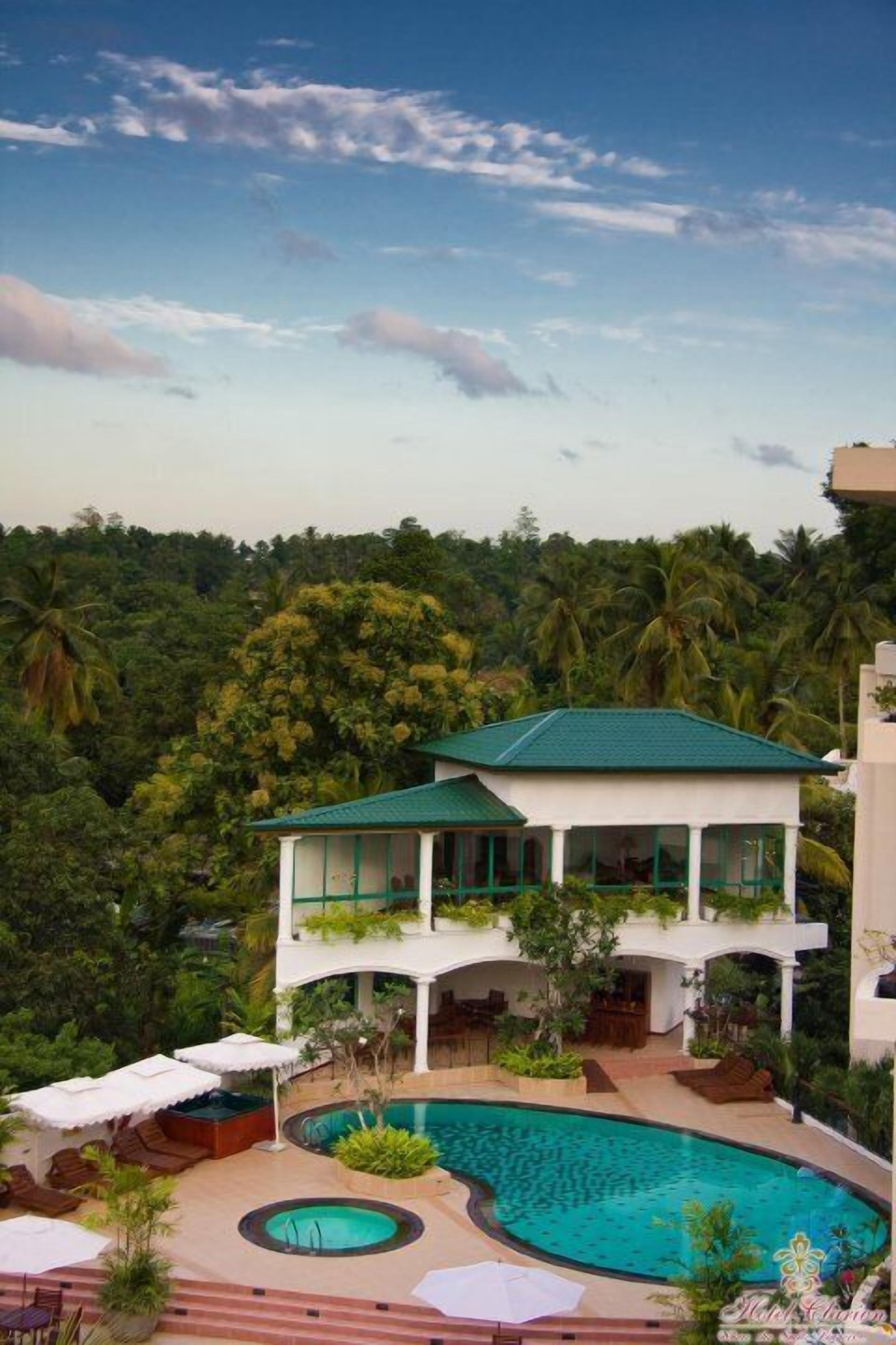Outdoor pool, pool umbrellas, pool loungers