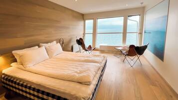 Standard Twin Room | Individually decorated, individually furnished, bed sheets