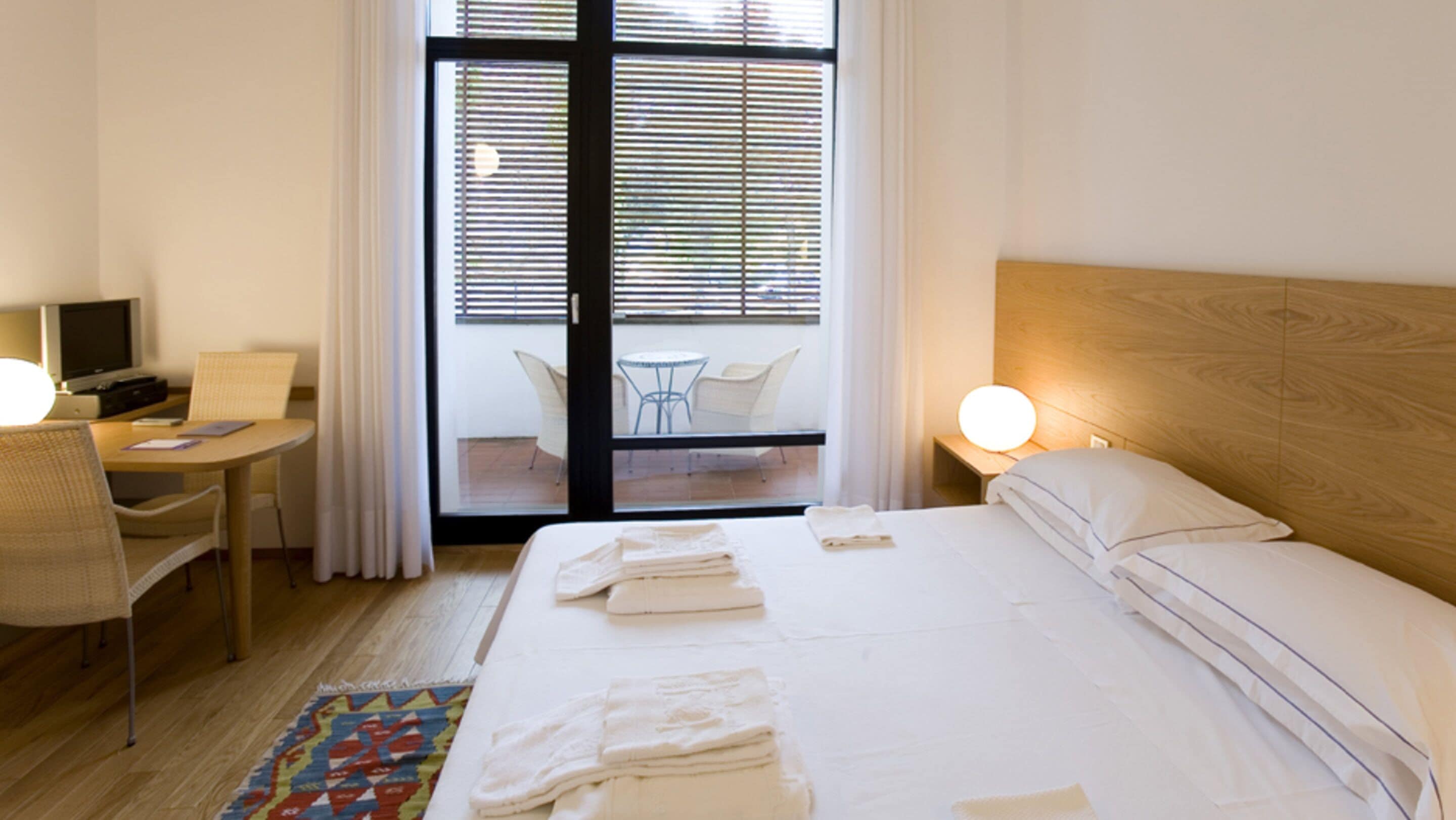 standard double room | minibar, in-room safe, free wifi, wheelchair access