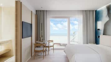 Junior Suite, Terrace, Bay View | Minibar, in-room safe, free WiFi, wheelchair access