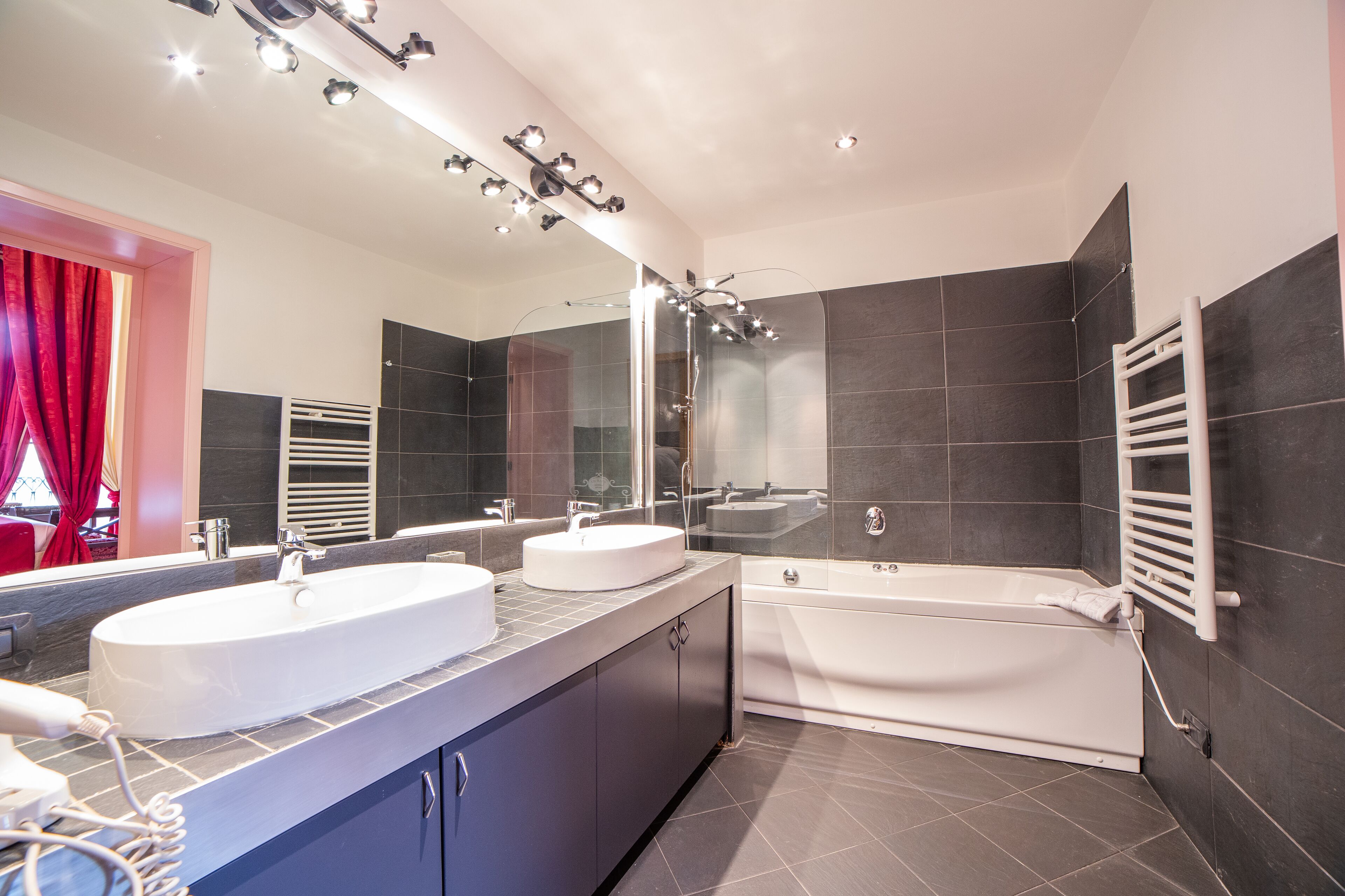 Photo - B&B Galileo 2000