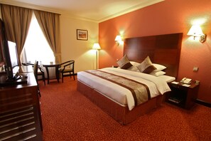 In-room safe, desk, free WiFi - Majan Continental (Muscat)