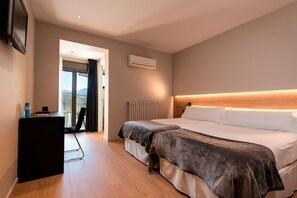 Double or Twin Room, Lake View
