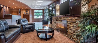 Best Western Plus Bathurst Hotel & Suites