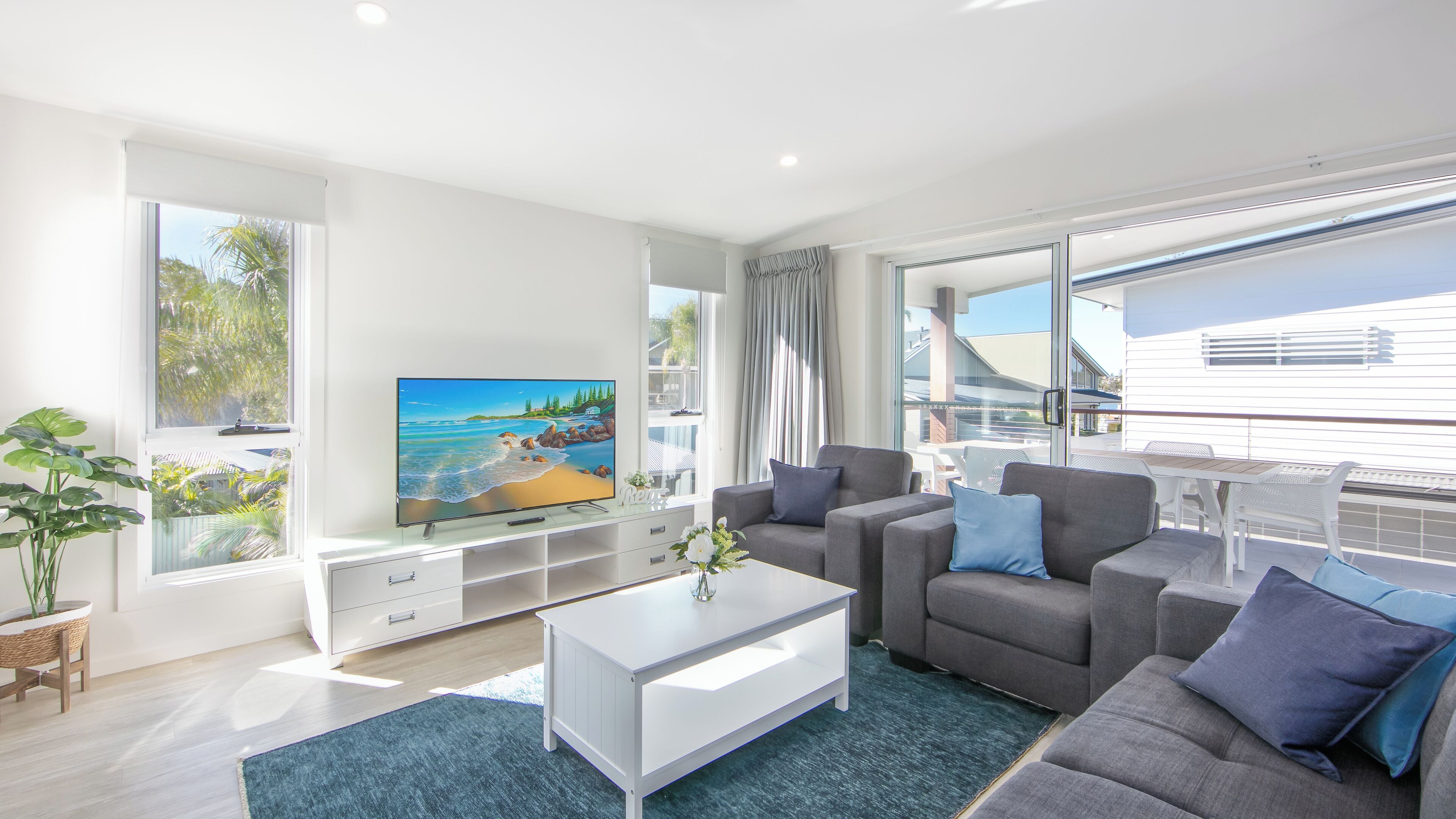 32-inch flat-screen TV with cable channels, TV