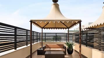 Deluxe Room, 1 King Bed, Club lounge access (Terrace) | View from room