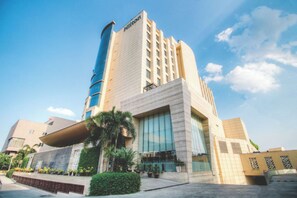 Front of property - Hilton Jaipur (Jaipur)