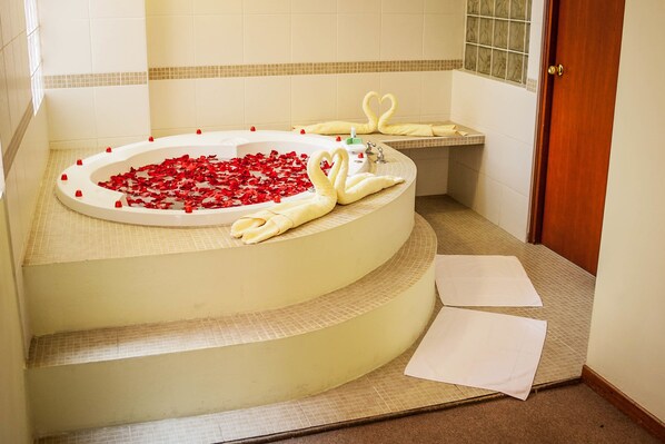 Grand suite, bubbelbad | Bubbelbad