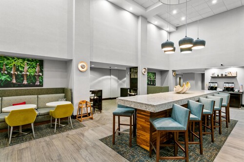 Hampton Inn & Suites Baltimore/Woodlawn