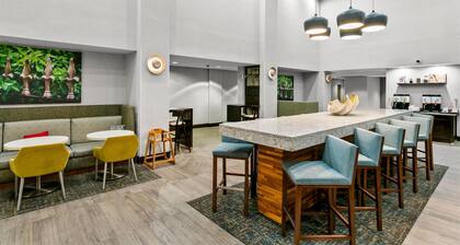 Hampton Inn & Suites Baltimore/Woodlawn