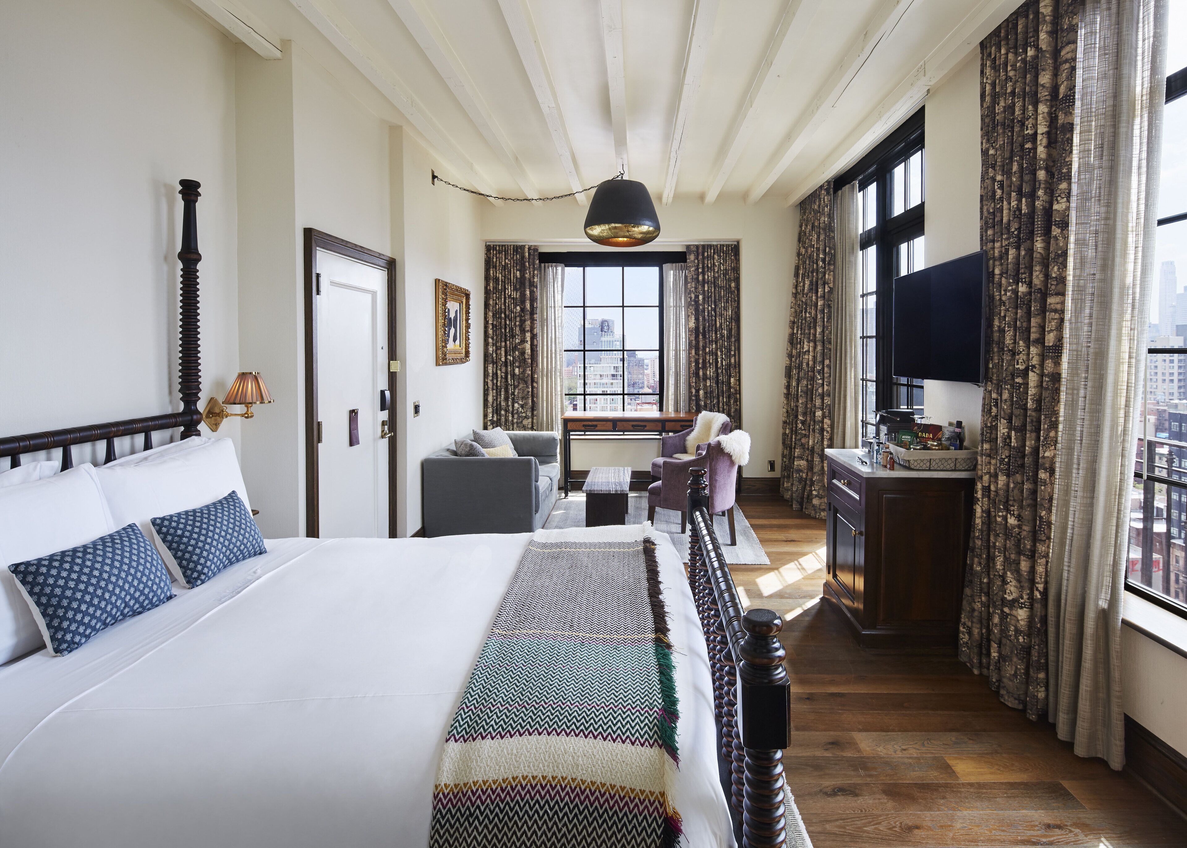 premium bedding, minibar, in-room safe, soundproofing