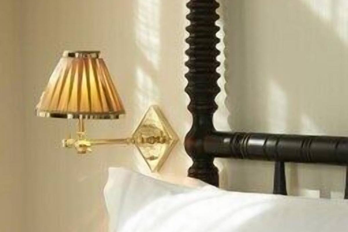 Premium bedding, minibar, in-room safe, soundproofing