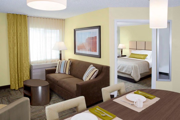 Suite, 1 Bedroom | Egyptian cotton sheets, premium bedding, pillowtop beds, in-room safe
