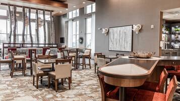 Dagelijks ontbijt voor onderweg inbegrepen