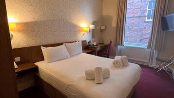 Comfort Double Room, Non Smoking | Desk, iron/ironing board, free cots/infant beds, rollaway beds