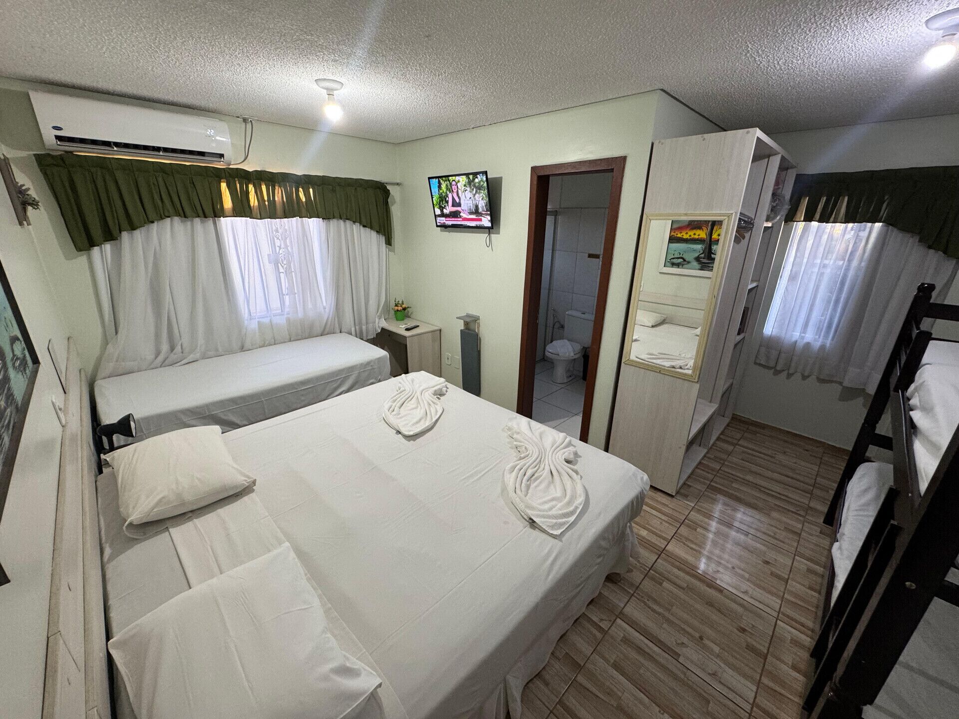 1 Schlafzimmer, Minibar, Zimmersafe, Schreibtisch