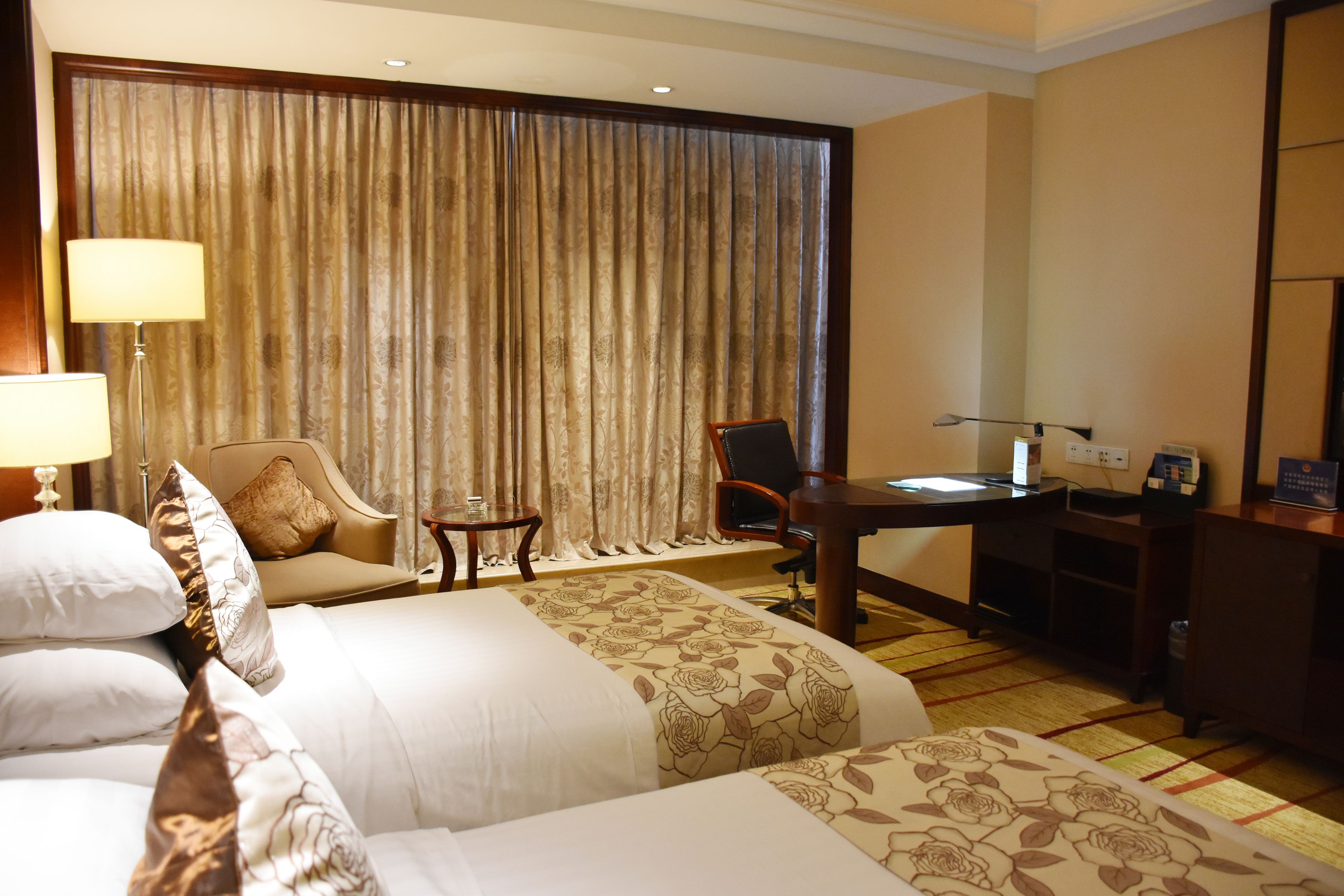 minibar, in-room safe, desk, free wifi