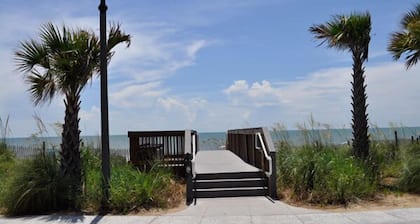 The Diplomat Family Motel