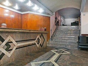 Lobby - Reinales Plaza Hotel (Sao Paulo)