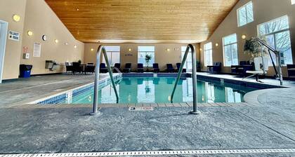 American Inn & Suites