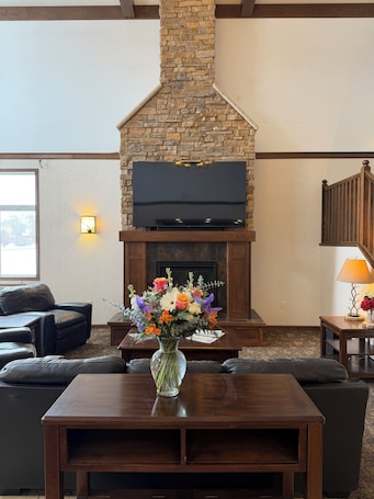 Reception. American Inn & Suites