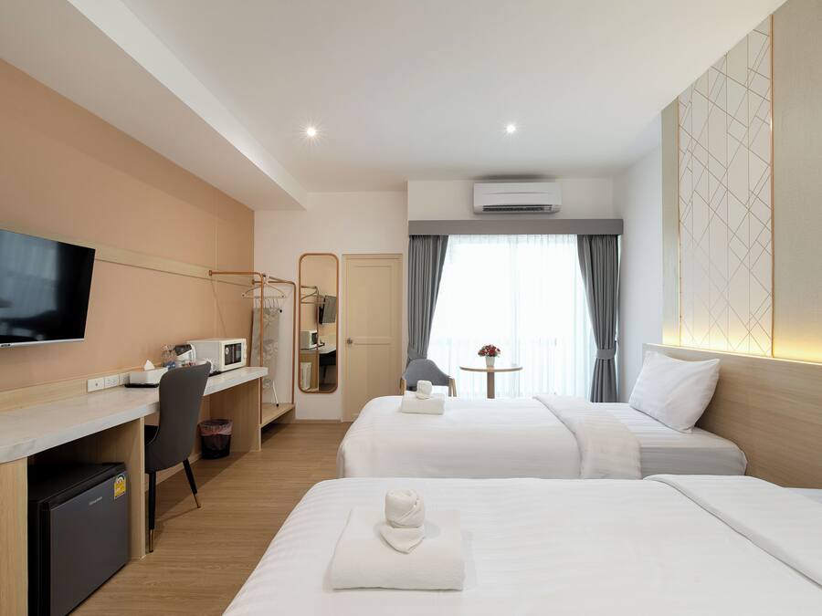 Deluxe Twin Room