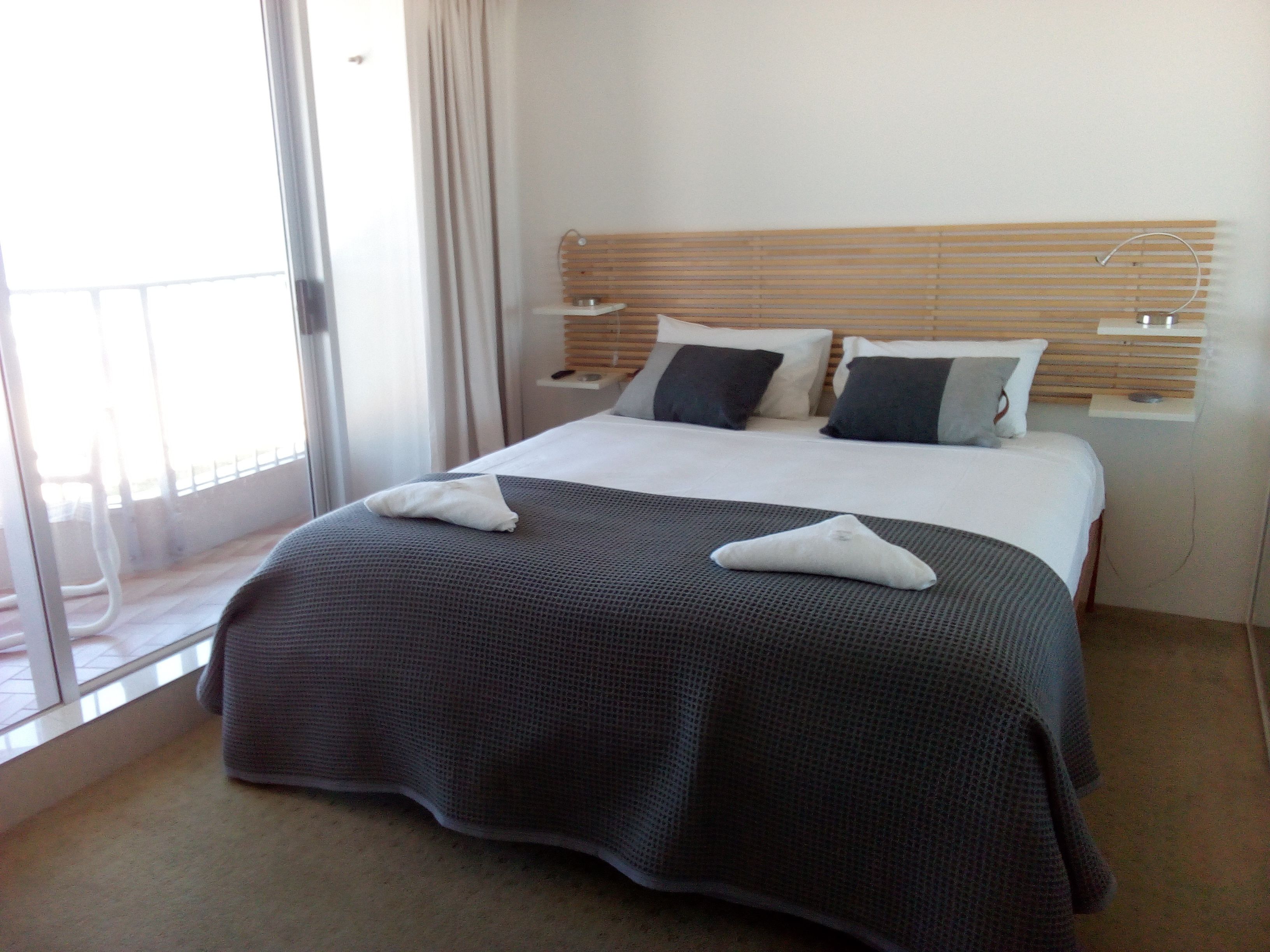 deluxe apartment, 2 bedrooms | blackout curtains, iron/ironing board, free wifi, bed sheets