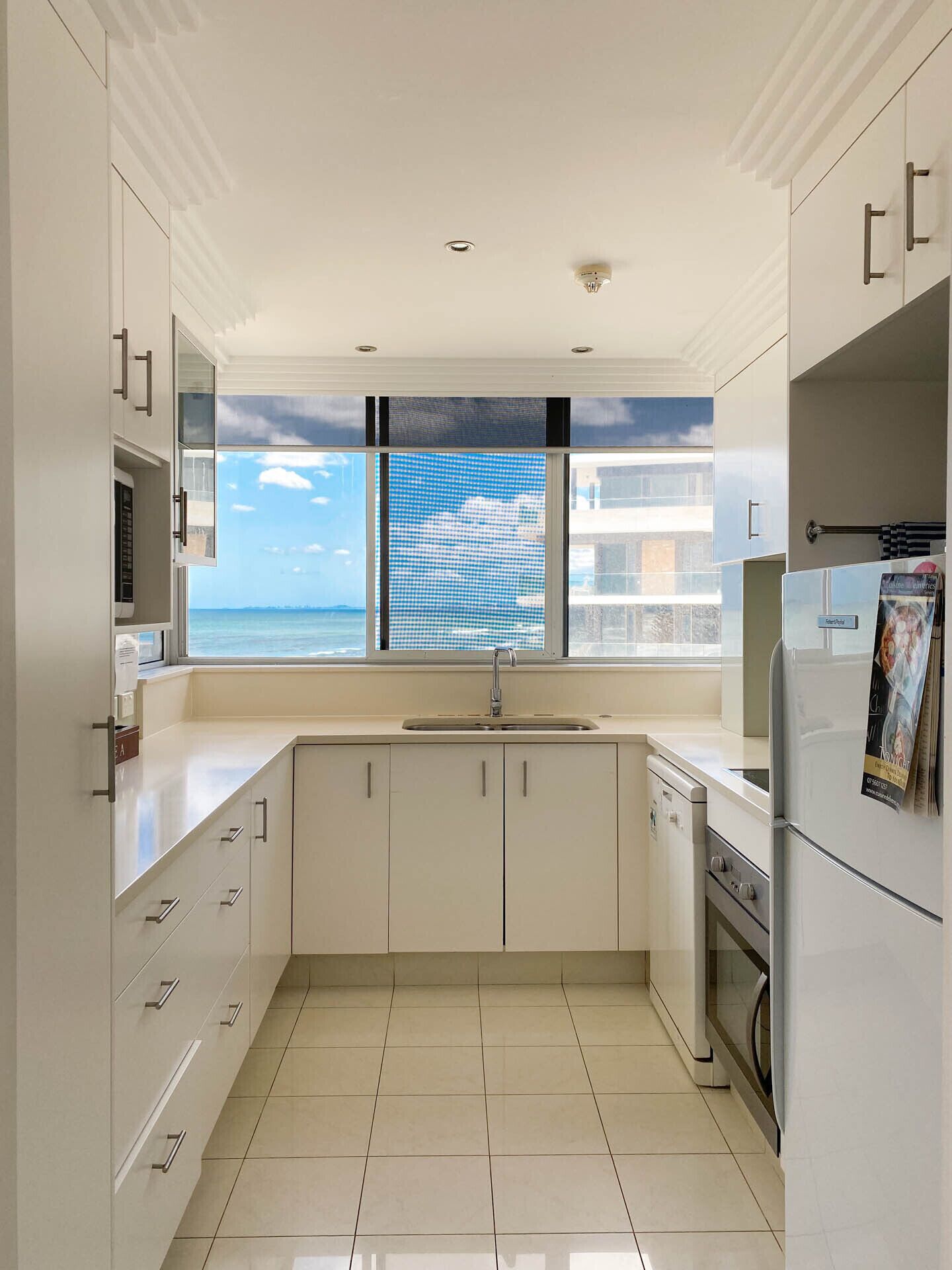 Panoramic Apartment, 3 Bedrooms | Private kitchen | Full-size fridge, microwave, stovetop, dishwasher