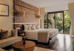 Garden Villa | Pillowtop beds, minibar, in-room safe, desk