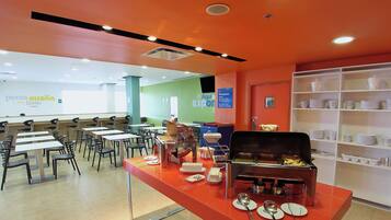 Desayuno buffet incluido todos los días