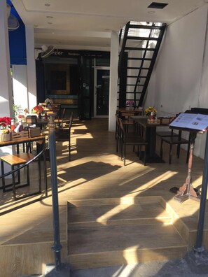 Vue depuis lâhĂ©bergement