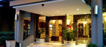 Hotel Maluri