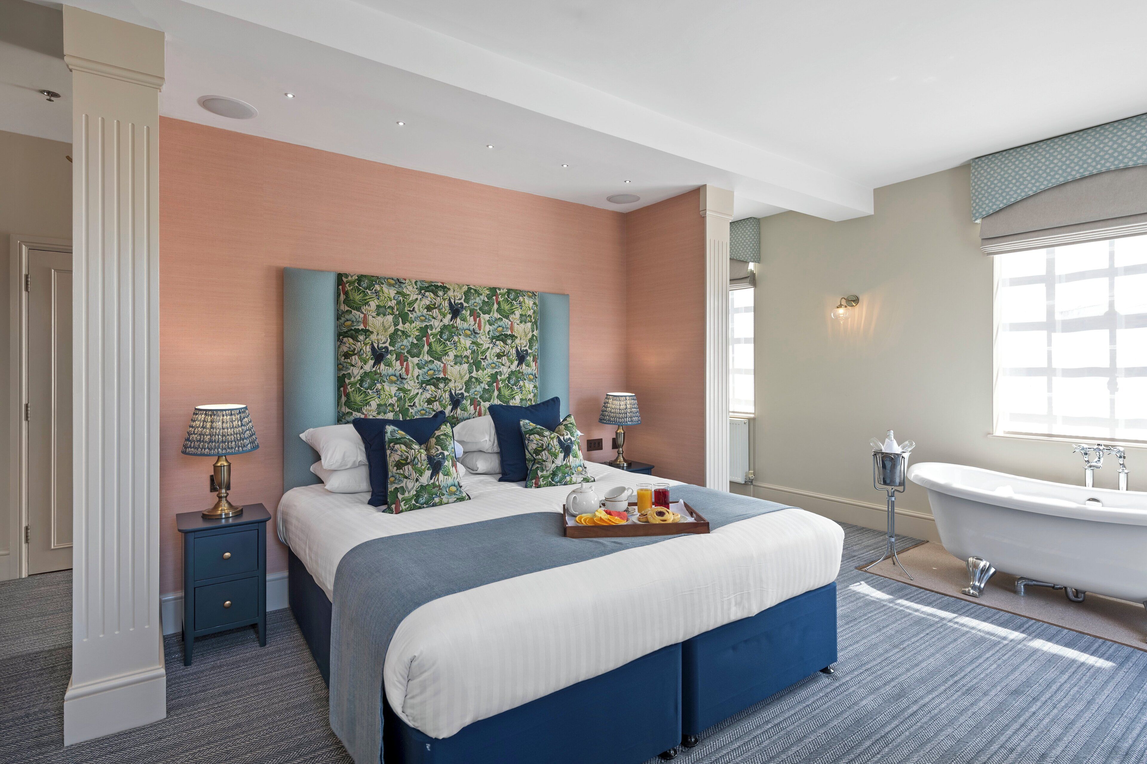 desk, iron/ironing board, cots/infant beds, free wifi