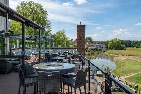 Rooftop terrace - The Mill Hotel (Sudbury)