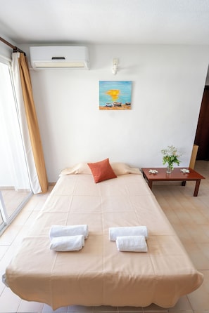 Studio (Air conditioning) - Apartamentos Cala LLonga Playa Ibiza (Santa Eulalia del Rio)