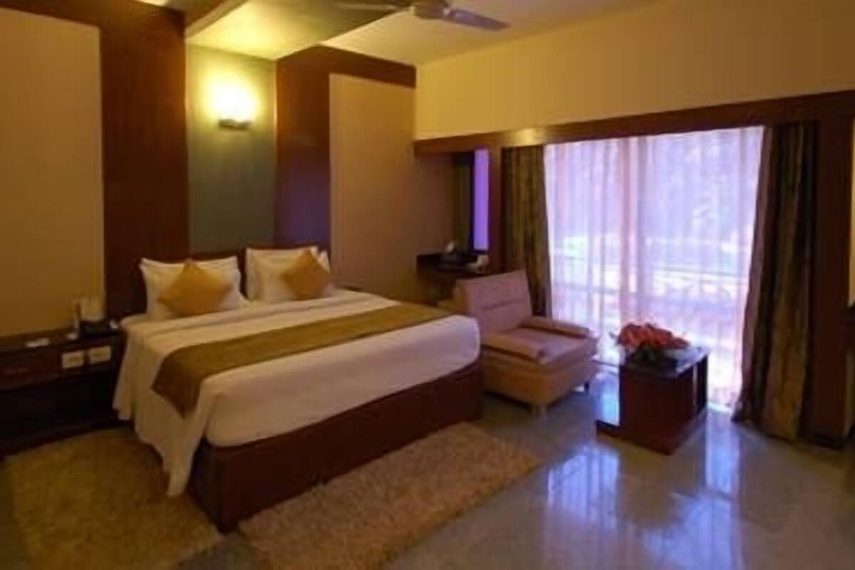 Velan Suite