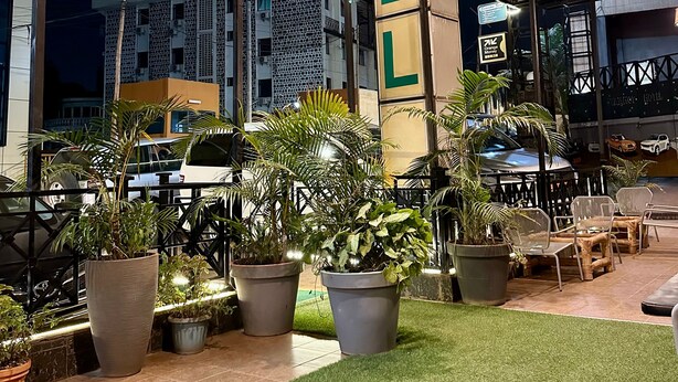 شرفة/رواق