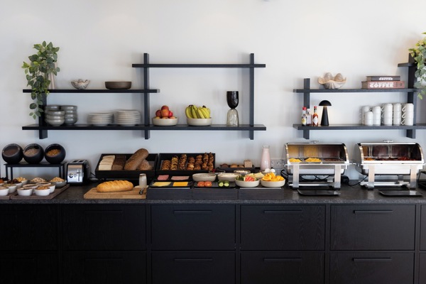 Daily buffet breakfast for a fee