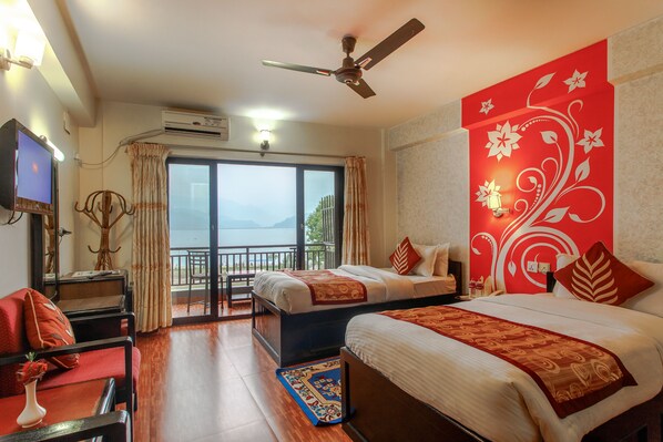 Standard Double or Twin Room (with Fan) - Hotel Peace Plaza (Pokhara)