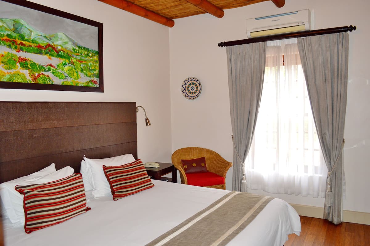 Standard Room | In-room safe, individually decorated, individually furnished