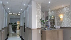 Lobby - Hotel Choisy (Paris)