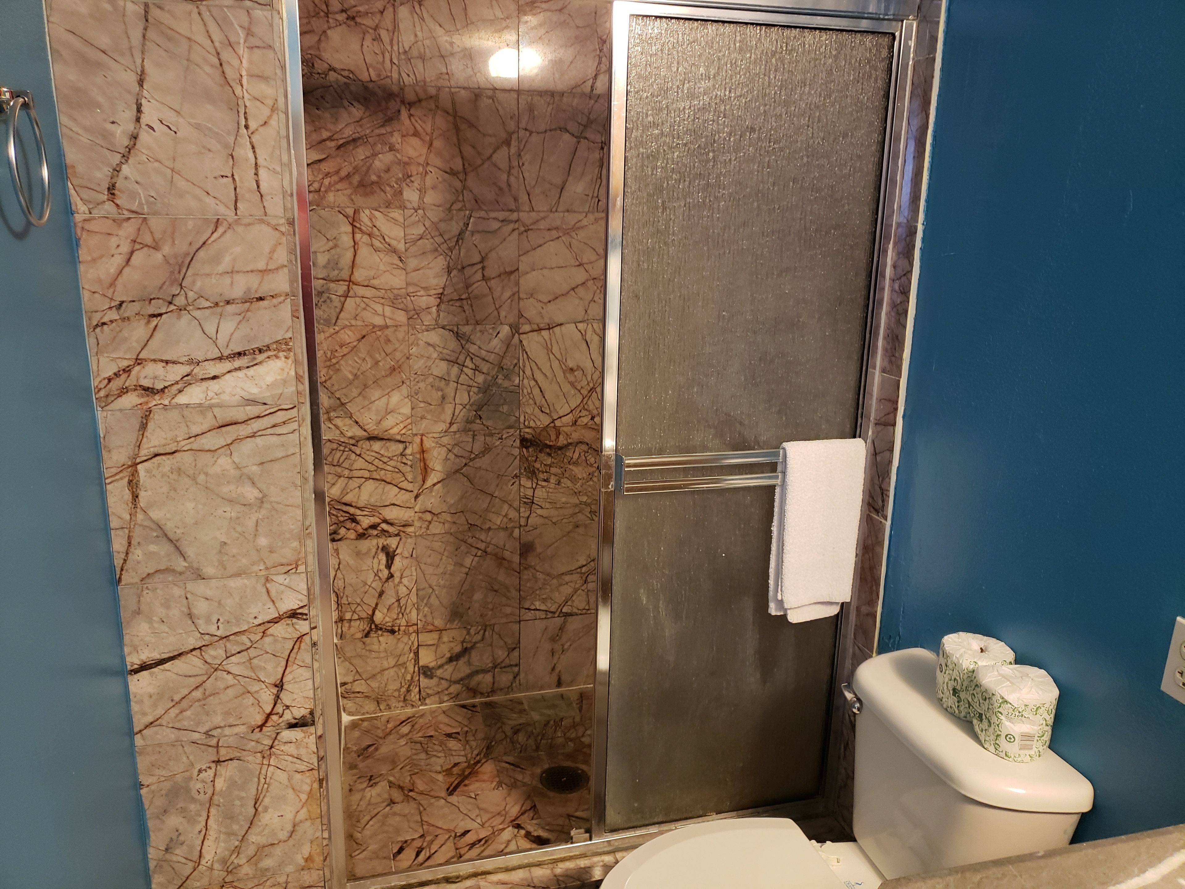 Shower, free toiletries, towels